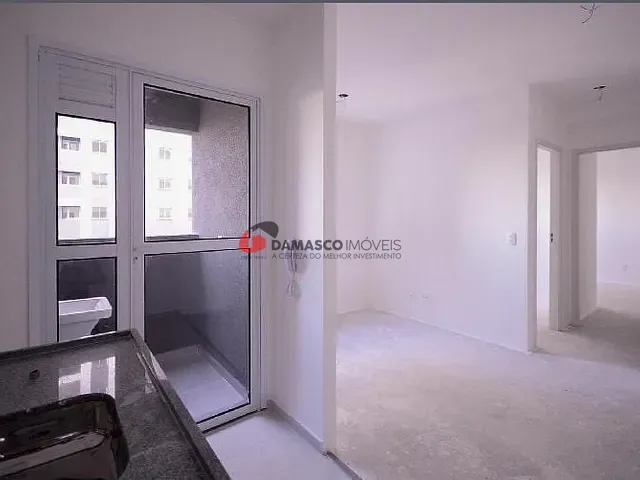 Apartamento 2 quartos e 1 banheiro, à venda, no bairro Vila Vermelha em São Paulo