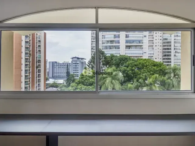 Apartamento 4 quartos e 5 banheiros, à venda, no bairro Bela Vista em São Paulo