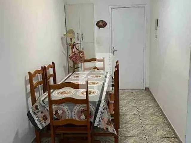 Apartamento 1 quarto e 1 banheiro, à venda, no bairro Aviação em Praia Grande