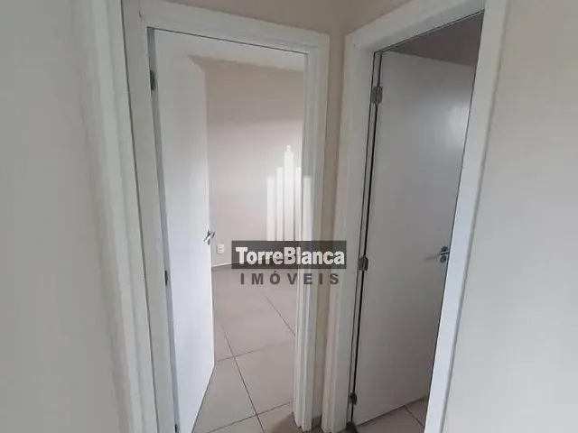 Apartamento 2 quartos e 1 banheiro, à venda, no bairro Uvaranas em Ponta Grossa