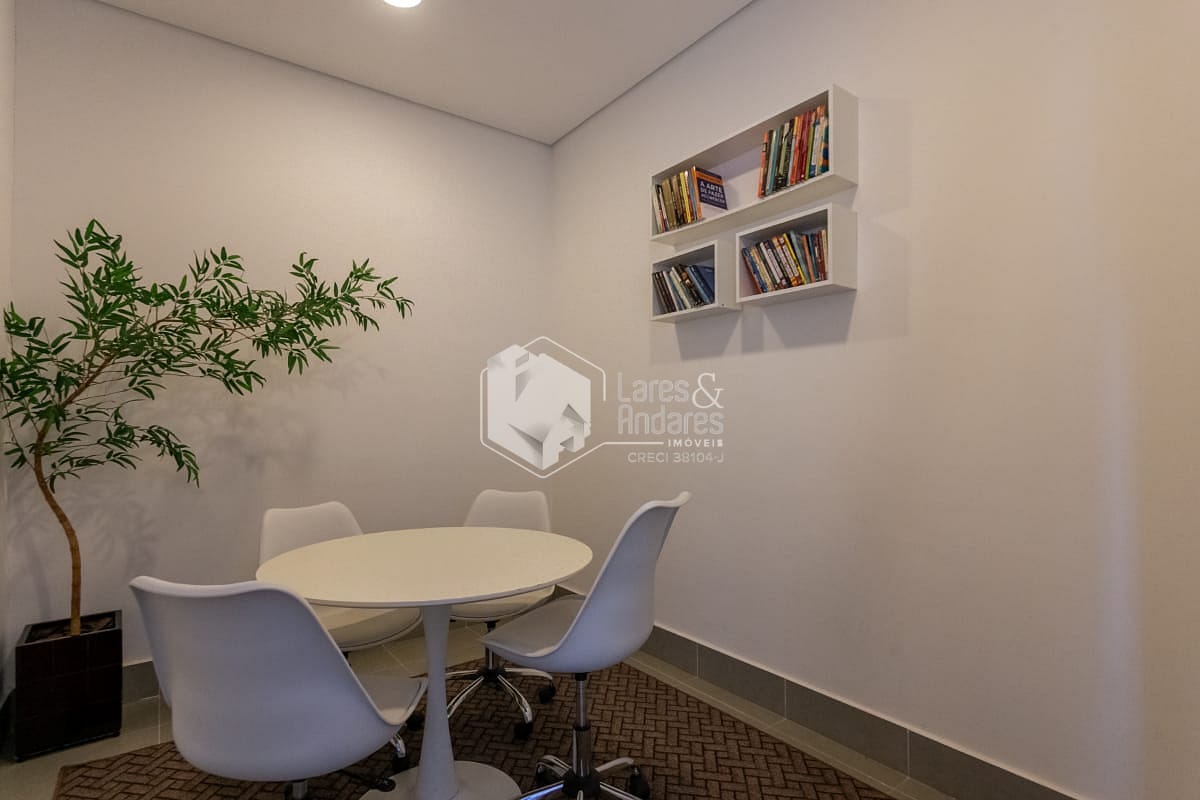 Apartamento à venda com 2 quartos, 70m² - Foto 33