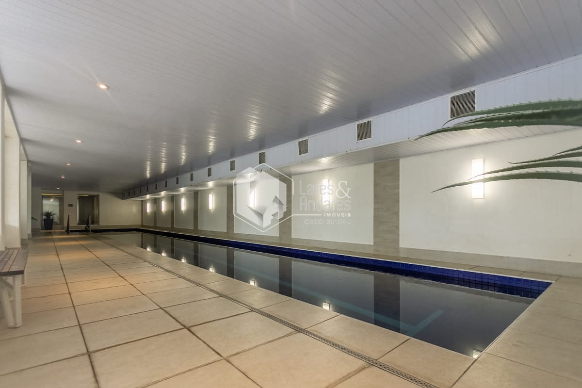 Apartamento à venda com 2 quartos, 70m² - Foto 32