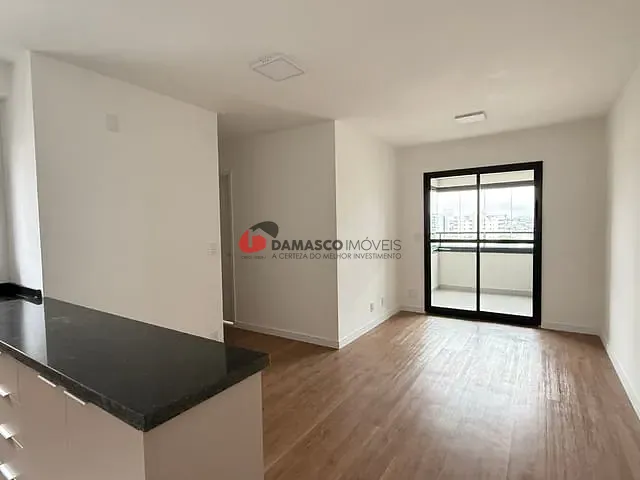 Apartamento 2 quartos e 2 banheiros, para alugar, no bairro Parque das Nações em Santo André