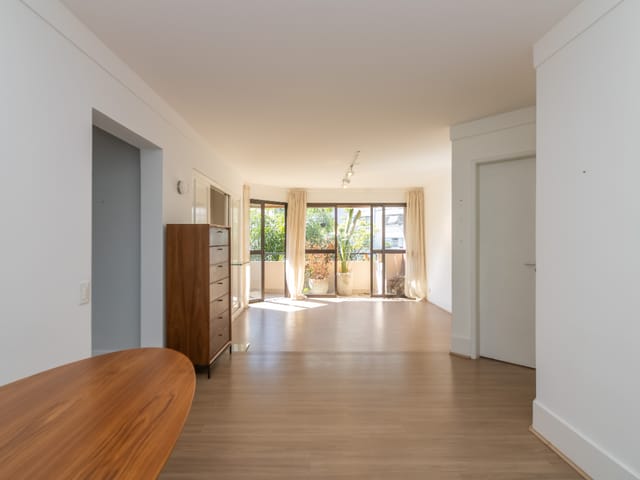 Foto do Apartamento - Apartamento tipo para venda com 2 quartos, sendo 2 suítes, 127m² | Lares e Andares Imóveis