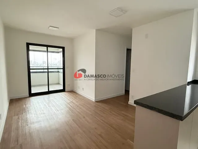 Apartamento 2 quartos e 2 banheiros, para alugar, no bairro Parque das Nações em Santo André