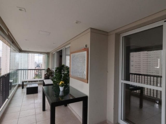 Apartamento com 142m² 3 quartos e 5 banheiros, para alugar, no bairro Mooca em São Paulo