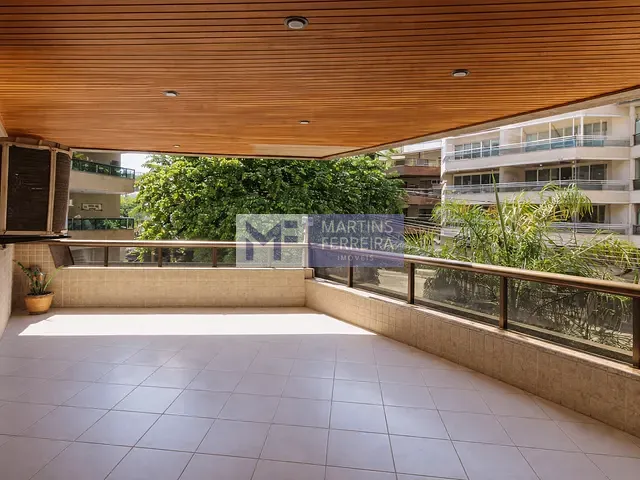 Apartamento com 130m² 3 quartos e 2 banheiros, à venda, no bairro Recreio dos Bandeirantes em Rio de Janeiro