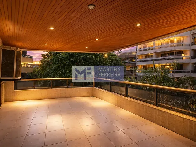 Apartamento com 130m² 3 quartos e 2 banheiros, à venda, no bairro Recreio dos Bandeirantes em Rio de Janeiro