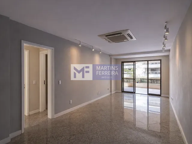 Apartamento com 130m² 3 quartos e 2 banheiros, à venda, no bairro Recreio dos Bandeirantes em Rio de Janeiro