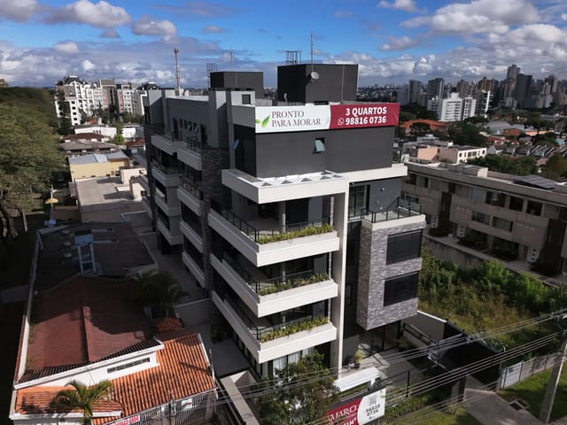 Apartamento 3 quartos e 1 banheiro, à venda, no bairro Cristo Rei em Curitiba