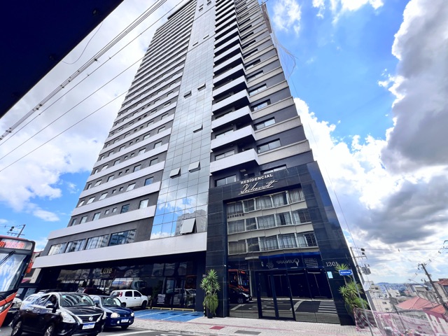 Locação - Apartamento de Alto Padrão, 3 suítes, 4 vagas, 150 m², Edifício Dechandt - Centro, Ponta Grossa.