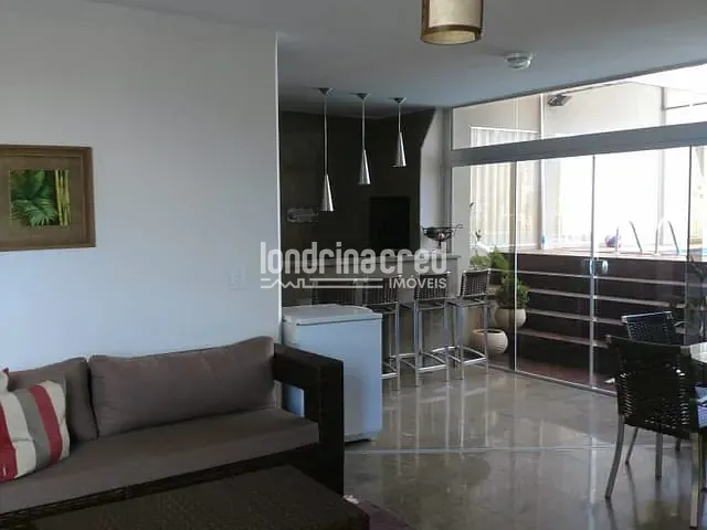 Apartamento com 670m², à venda, no bairro Centro em Londrina