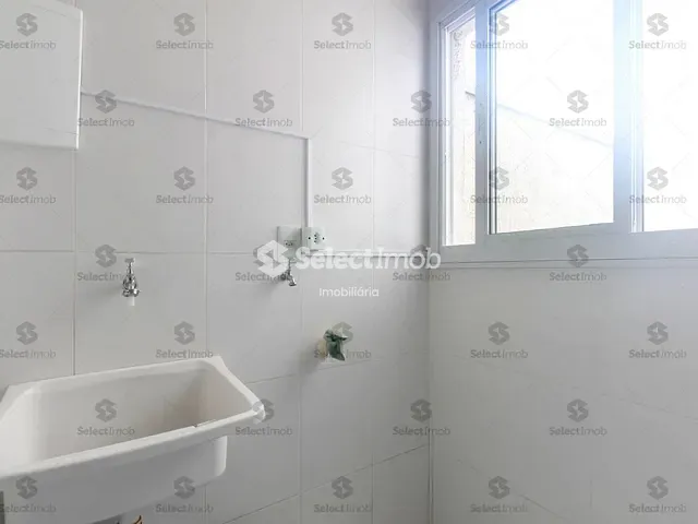Apartamento com 57m² 2 quartos e 1 banheiro, à venda, no bairro Vila Nossa Senhora das Vitórias em Mauá