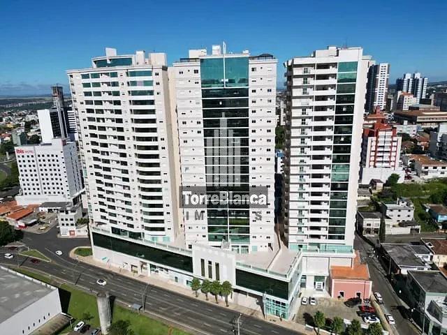 Apartamento com 154m² 2 quartos e 2 banheiros, à venda, no bairro Centro em Ponta Grossa