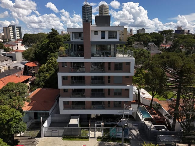 Apartamento à venda, no bairro Mercês em Curitiba