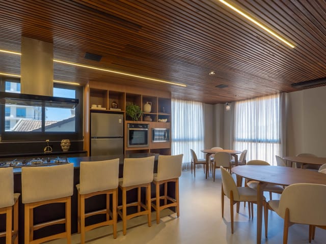 Apartamento com 245m² 3 quartos e 1 banheiro, à venda, no bairro Praia Brava em Itajaí