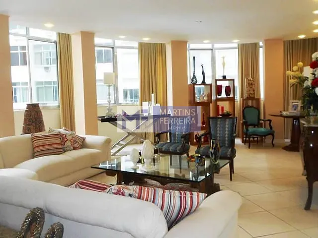 Apartamento 3 quartos e 3 banheiros, à venda, no bairro Copacabana em Rio de Janeiro