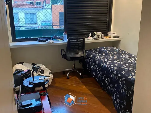 Apartamento 4 quartos e 2 banheiros, à venda, no bairro Vila Uberabinha em São Paulo