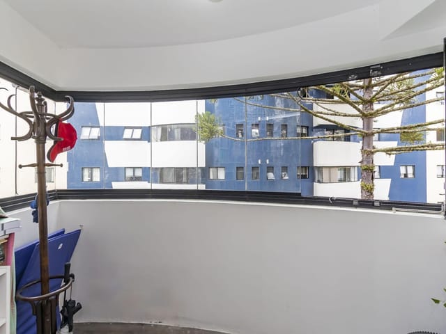 Apartamento 3 quartos e 2 banheiros, à venda, no bairro Campo Comprido em Curitiba