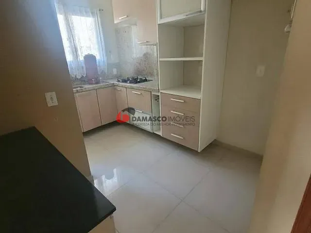 Apartamento 2 quartos e 1 banheiro, à venda, no bairro Vila Valparaíso em Santo André