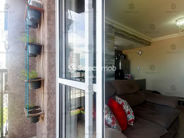 Apartamento com 52m² 2 quartos e 1 banheiro, à venda, no bairro Vila Nossa Senhora das Vitórias em Mauá