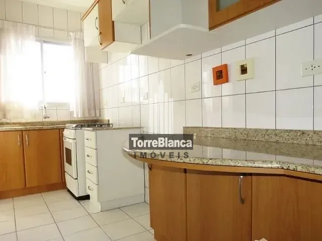 Apartamento com 124m² 3 quartos e 2 banheiros, à venda, no bairro Centro em Ponta Grossa
