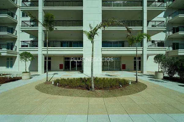 Apartamento, 3 quartos, 196 m² - Foto 2