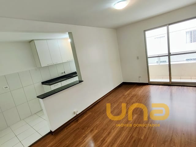 Apartamento 2 quartos e 2 banheiros, para alugar, no bairro CRISTO REI em Curitiba