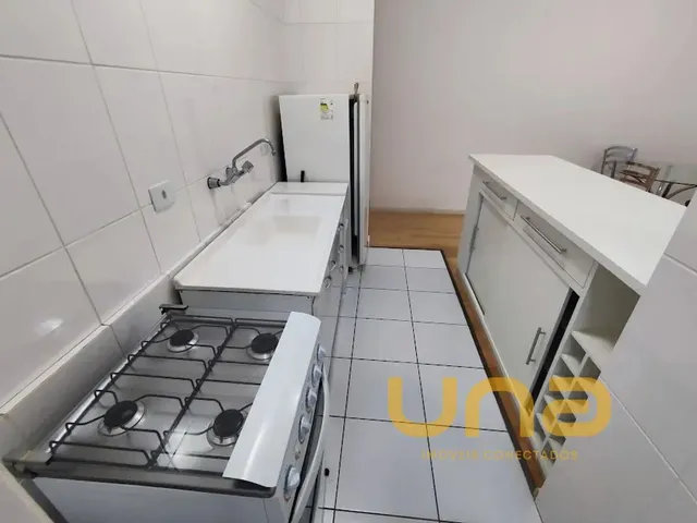 Apartamento 2 quartos e 1 banheiro, para alugar, no bairro CENTRO em Curitiba