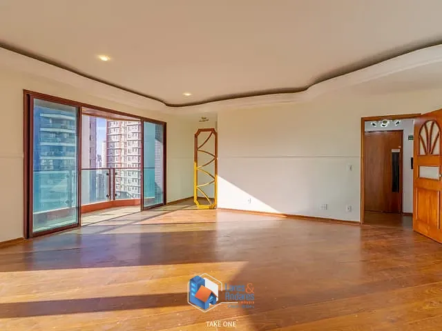 Apartamento com 281m² 3 quartos e 5 banheiros, à venda, no bairro Cambuí em Campinas