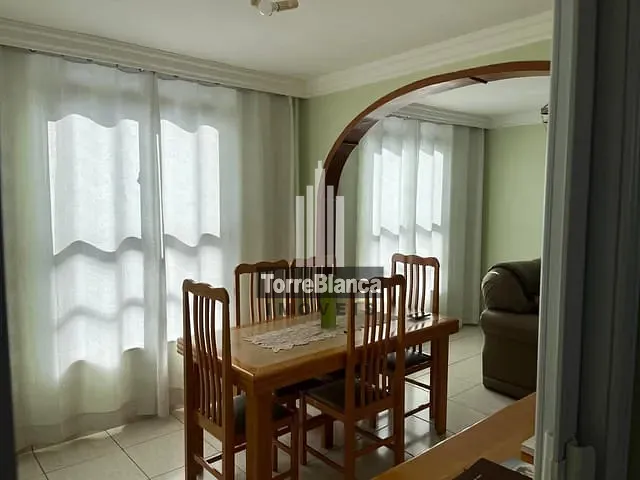 Apartamento com 77m² 2 quartos e 1 banheiro, à venda, no bairro Jardim Carvalho em Ponta Grossa