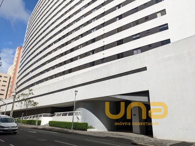 Apartamento 2 quartos e 1 banheiro, para alugar, no bairro CENTRO em Curitiba