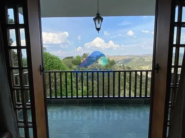 Apartamento com 10m² 3 quartos e 3 banheiros, à venda, no bairro Morro Do Elefante em Campos Do Jordão