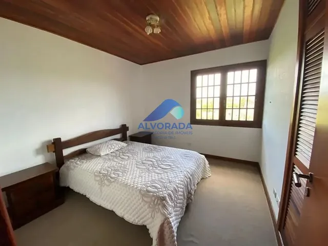 Apartamento com 10m² 3 quartos e 3 banheiros, à venda, no bairro Morro Do Elefante em Campos Do Jordão