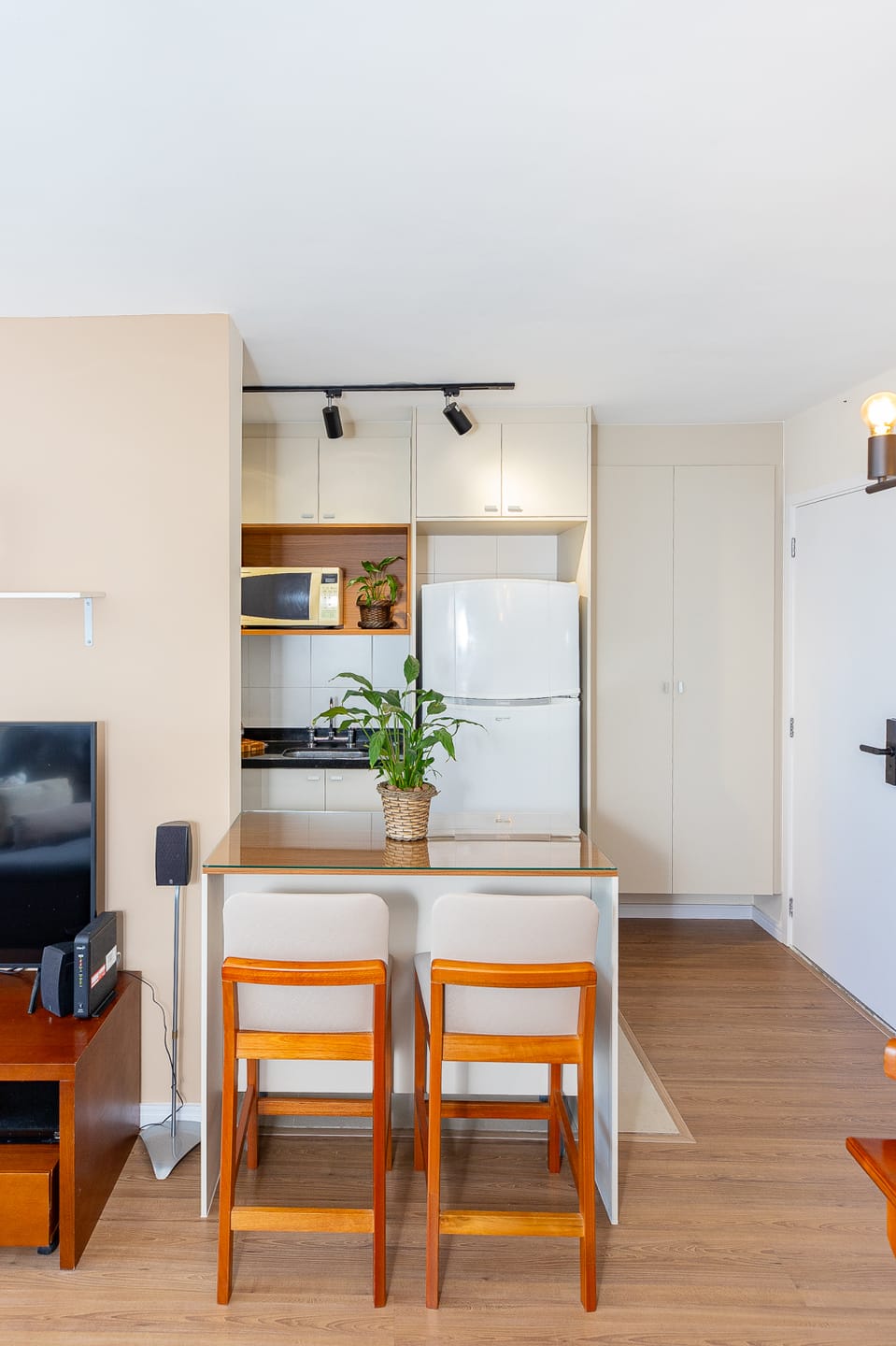 Foto do Apartamento-Apartamento tipo para venda em Santo Amaro com 2 quartos, sendo 1 suíte, 66m²