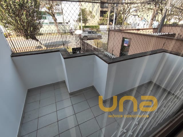Apartamento 2 quartos e 2 banheiros, para alugar, no bairro TARUMA em Curitiba