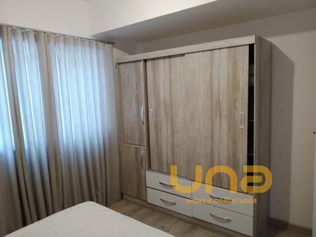 Apartamento 1 quarto e 1 banheiro, para alugar, no bairro CENTRO em Curitiba