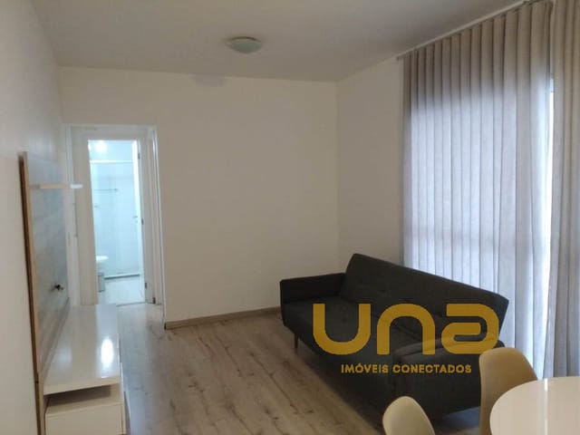 Apartamento 1 quarto e 1 banheiro, para alugar, no bairro CENTRO em Curitiba