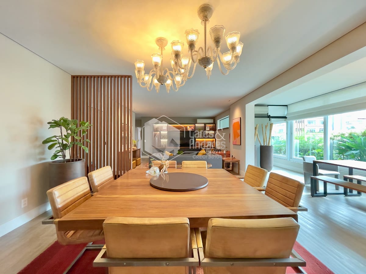 Apartamento, 4 quartos, 253 m² - Foto 1