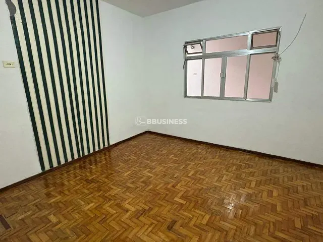 Casa 4 quartos e 3 banheiros, à venda, no bairro Olímpico em São Caetano do Sul