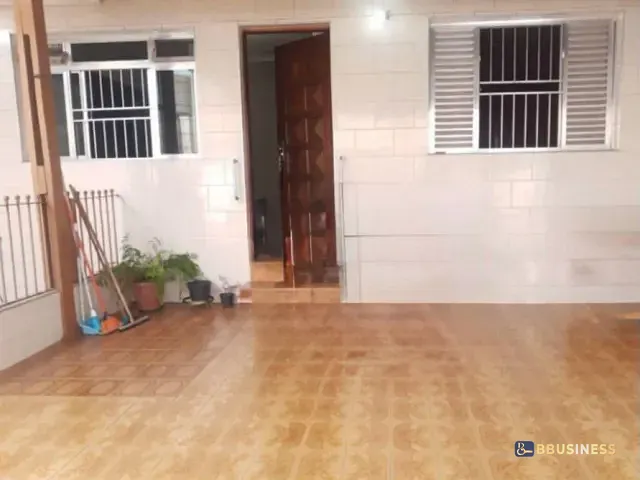 Casa 4 quartos e 3 banheiros, à venda, no bairro Olímpico em São Caetano do Sul