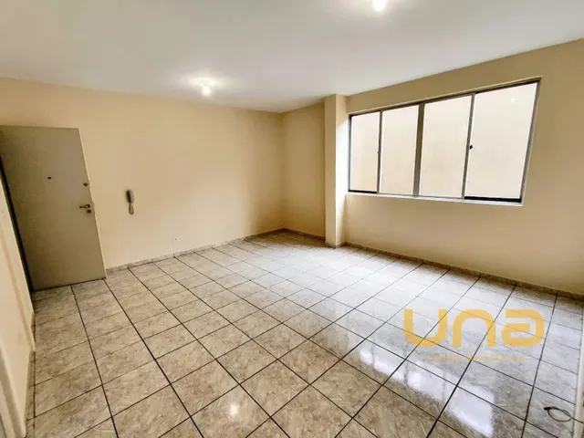 Apartamento 3 quartos e 2 banheiros, para alugar, no bairro AGUA VERDE em Curitiba