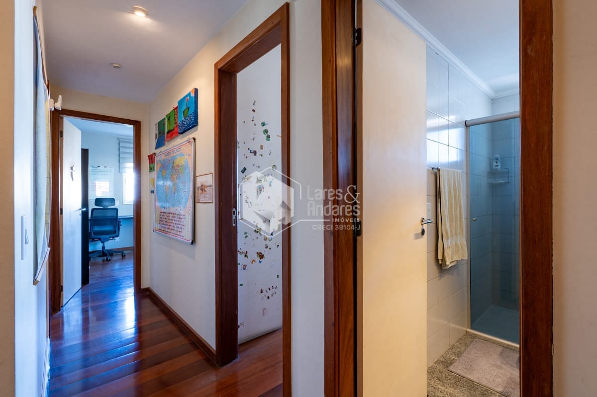 Apartamento à venda com 4 quartos, 225m² - Foto 20