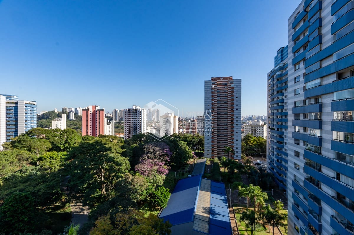 Apartamento à venda com 4 quartos, 225m² - Foto 10