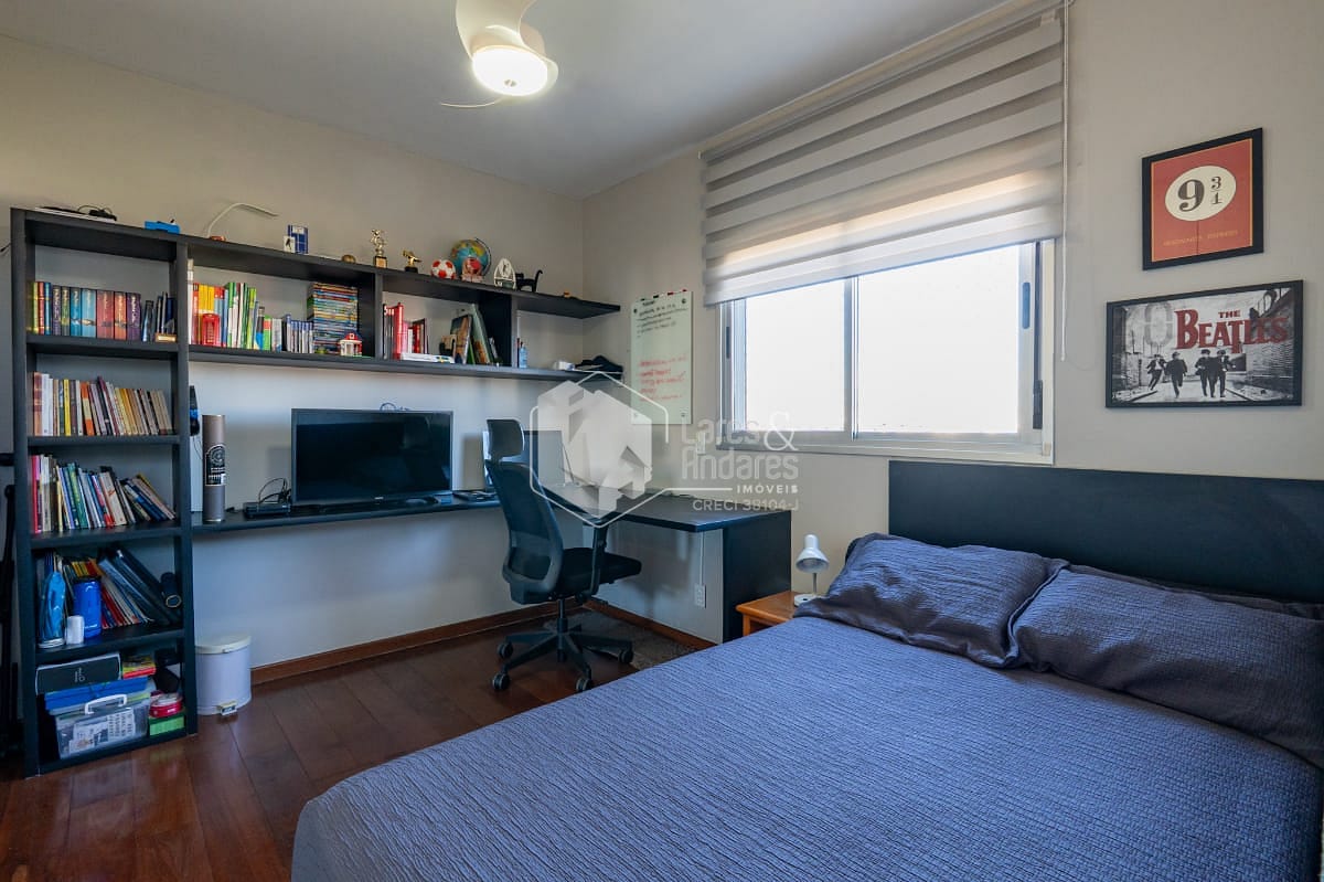 Apartamento à venda com 4 quartos, 225m² - Foto 27