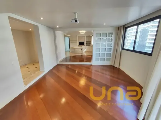 Apartamento com 1m², à venda, no bairro AGUA VERDE em Curitiba