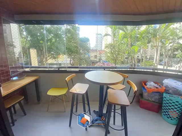 Apartamento com 168m² 4 quartos e 4 banheiros, à venda, no bairro Vila Mariana em São Paulo