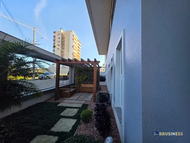 Apartamento 2 quartos e 2 banheiros, à venda, no bairro São José em Caxias do Sul