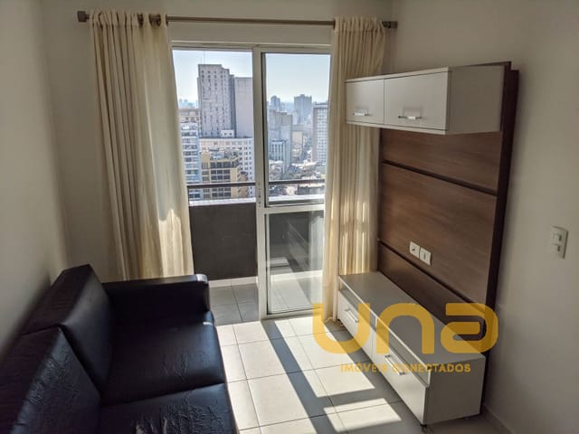 Apartamento 1 quarto e 1 banheiro, para alugar, no bairro CENTRO em Curitiba