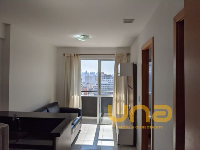 Apartamento 1 quarto e 1 banheiro, para alugar, no bairro CENTRO em Curitiba